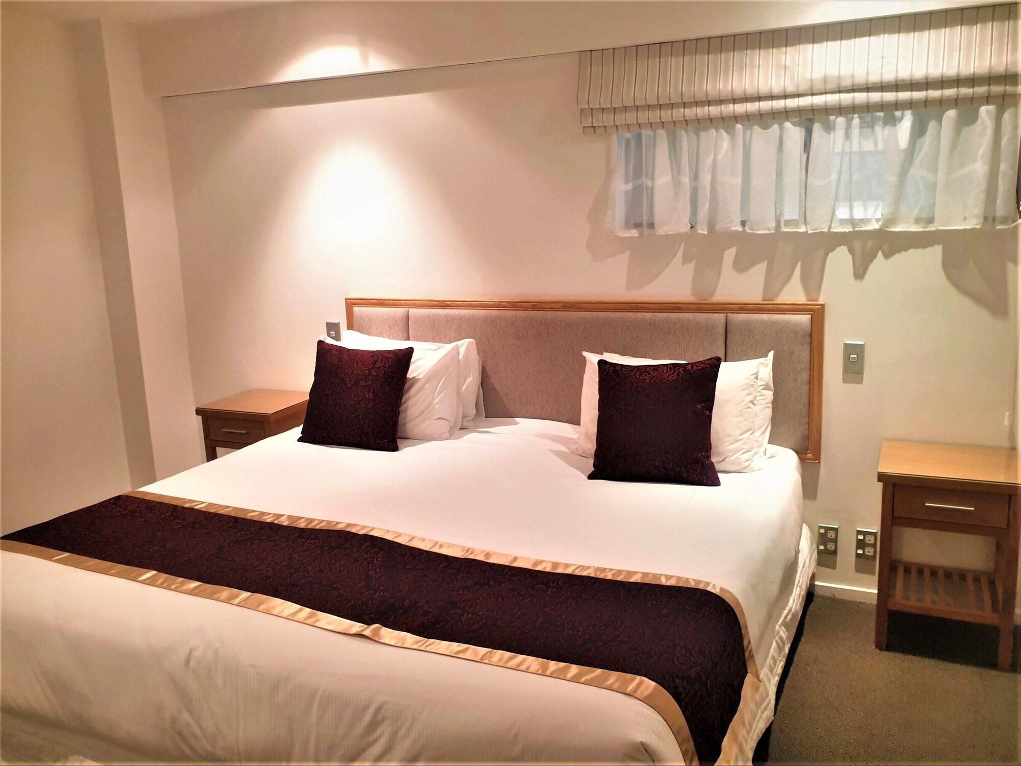 Fino Hotel & Suites Крайстчърч Екстериор снимка