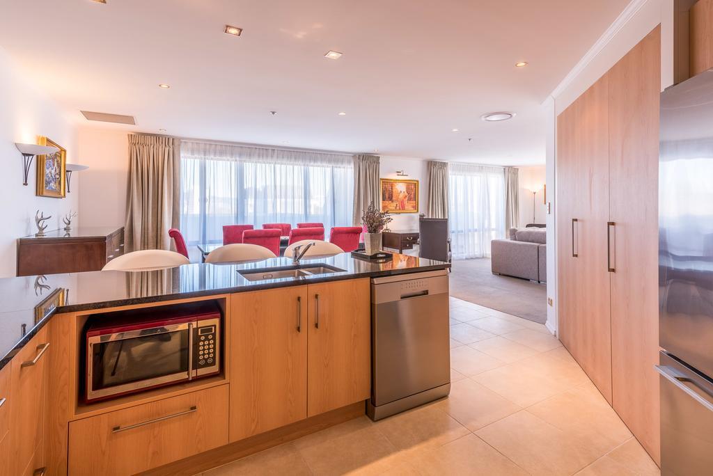 Fino Hotel & Suites Крайстчърч Екстериор снимка