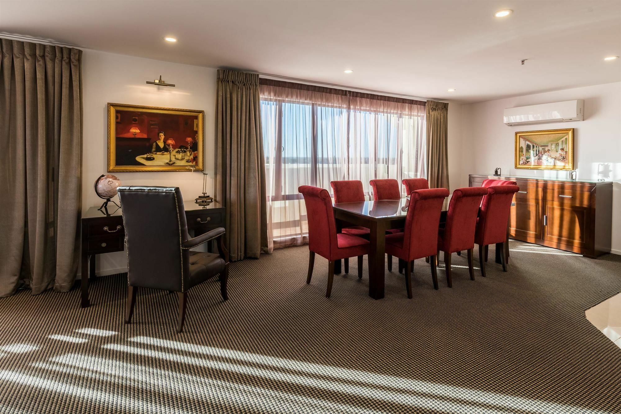 Fino Hotel & Suites Крайстчърч Екстериор снимка