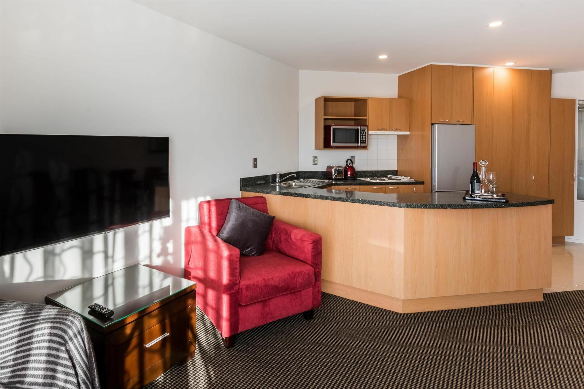 Fino Hotel & Suites Крайстчърч Екстериор снимка